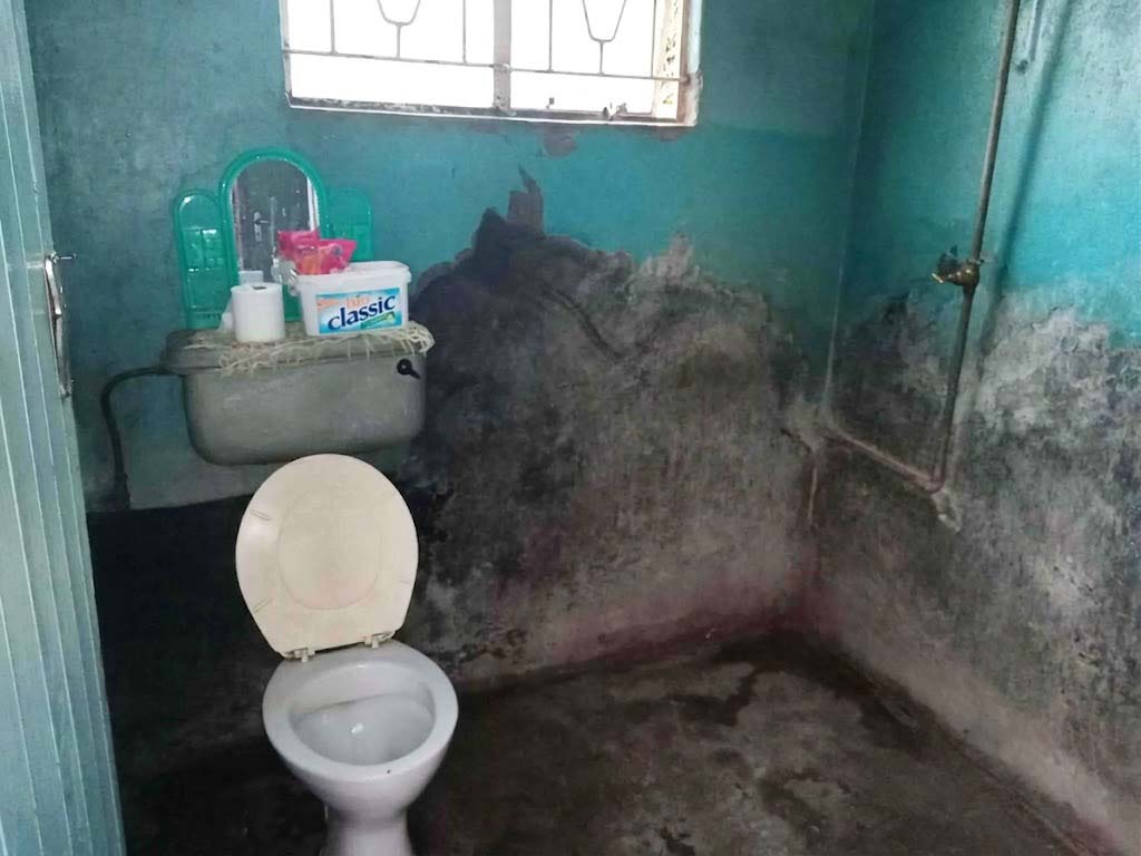 Old bathroom before renovation in Nketa 8